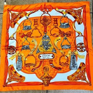 NWT~HERMES Paris 100% Silk Orange ETRIERS Gorgeous Scarf ~ never worn 34” by 34”